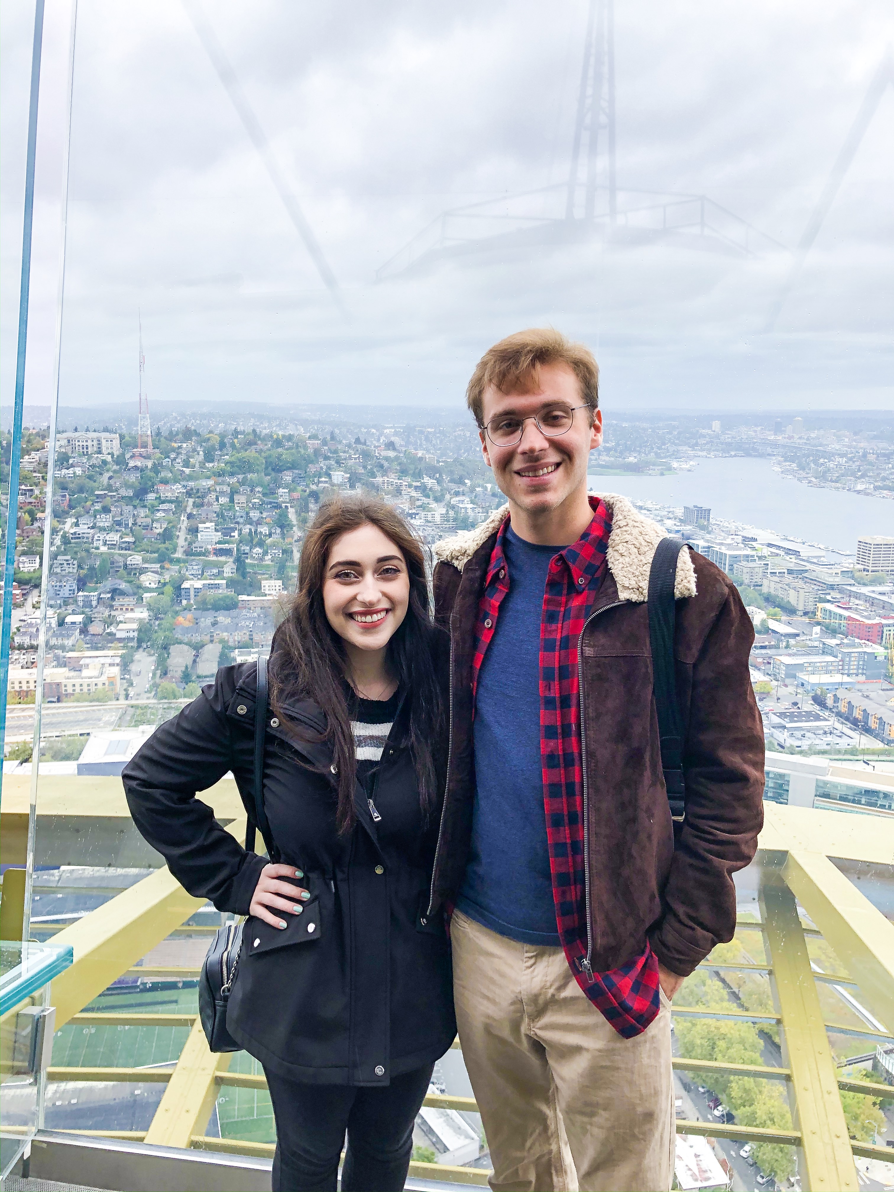 Seattle Travel Guide - Where to go, what to eat, and places to skip // Guide for a Couple's Trip to Seattle - ew & pt